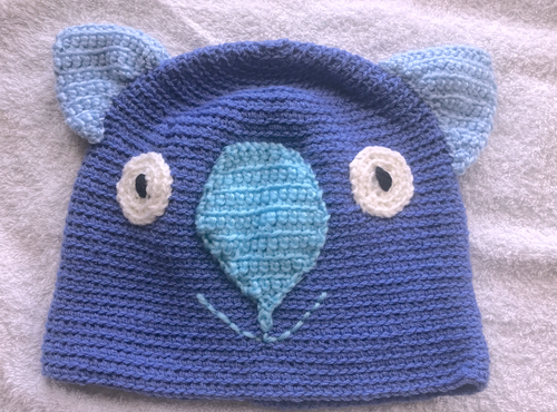 XL. Wombat Beanie, hat  100% wool  X Large Adult Men  & Women : Blue sky teal