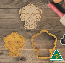 Load image into Gallery viewer, Emu Head Cookie Cutter  set with Embosser 8 CM, Australian Cookie Cutters