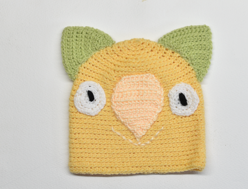 B. Wombat Beanie, hat   100% wool Baby 6 - 12mths: Gold yellow rose