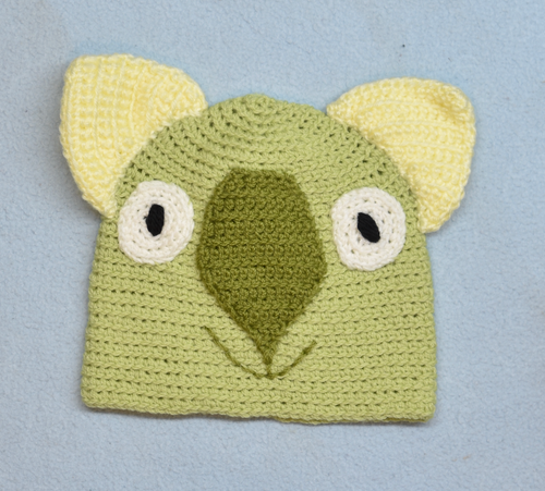 C 2 - 6. Wombat Beanie, hat  100% Wool Child 2 - 6 yrs Lt Sage, sage lemon