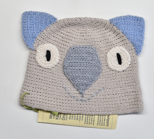 L. Wombat Beanie, hat  100% WOOL Most Adults Women & smaller men: Milk coffee great sky