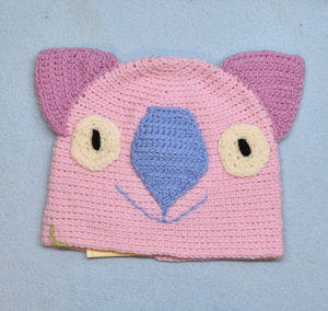 C 4 - 10. Wombat Beanie, hat  100% wool Child 4 - 10 yrs : Pink Blue Pink