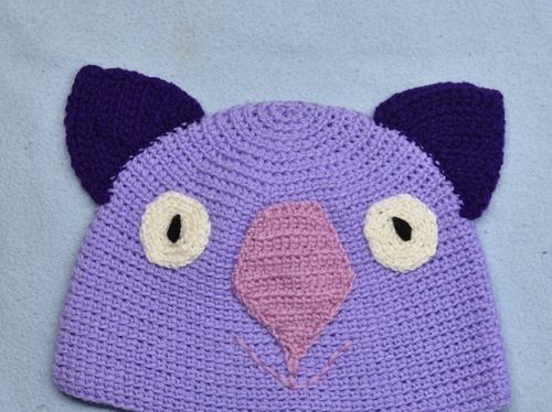 XL. Wombat Beanie, hat  100% wool  X Large Adult Men  & Women :  Purple, pink