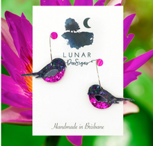 Load image into Gallery viewer, Resin Birds: Rodney the Superb Fairy Wren - HOOPS  By  Lunar Deesigns