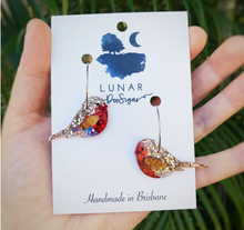 Load image into Gallery viewer, Resin Birds: Rodger The (European) Robin  - HOOPS   By  Lunar Deesigns
