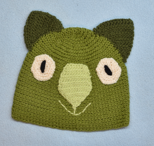 C 4 - 10. Wombat Beanie, hat  100% wool Child 4 - 10 yrs :  Sage, lime, dk sage