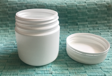 Load image into Gallery viewer, 12 x NEW white plastic containers 7.8cm tall x 6.3 cm wide with lids inc postage in australia