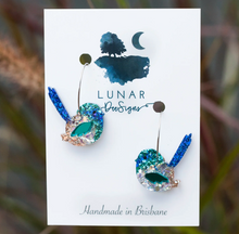 Load image into Gallery viewer, Resin Birds: Sid the Superb Fairy Wren - HOOPS  By  Lunar Deesigns