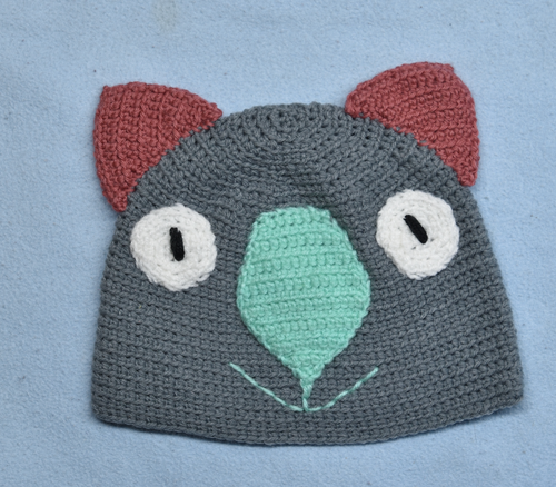 L. Wombat Beanie, hat  100% WOOL Most Adults Women & smaller men:  Chocolate,  Lt Blue