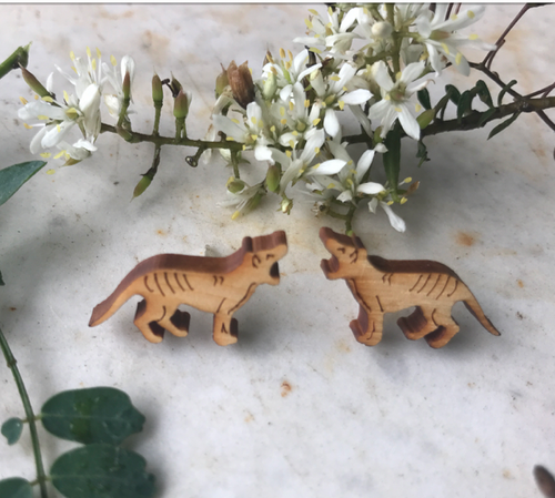 Tasmanian Tiger/ Thylacine  HUON PINE  24 mm studs By Dianna