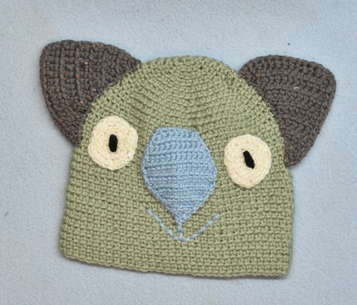 C 1-2 Wombat Beanie, hat  100% Wool Child 1 - 2  yrs :Gum sky, chocolate