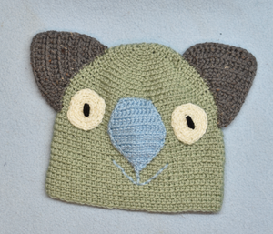 C 1-2 Wombat Beanie, hat  100% Wool Child 1 - 2  yrs :Gum sky, chocolate