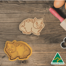 Load image into Gallery viewer, A Wombat  7 cm Cookie Cutter  set with Embosser, Australian Cookie Cutters