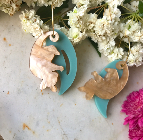 Swinging Possum caramel marble with moving leaf Gold  Hoops By Dianna