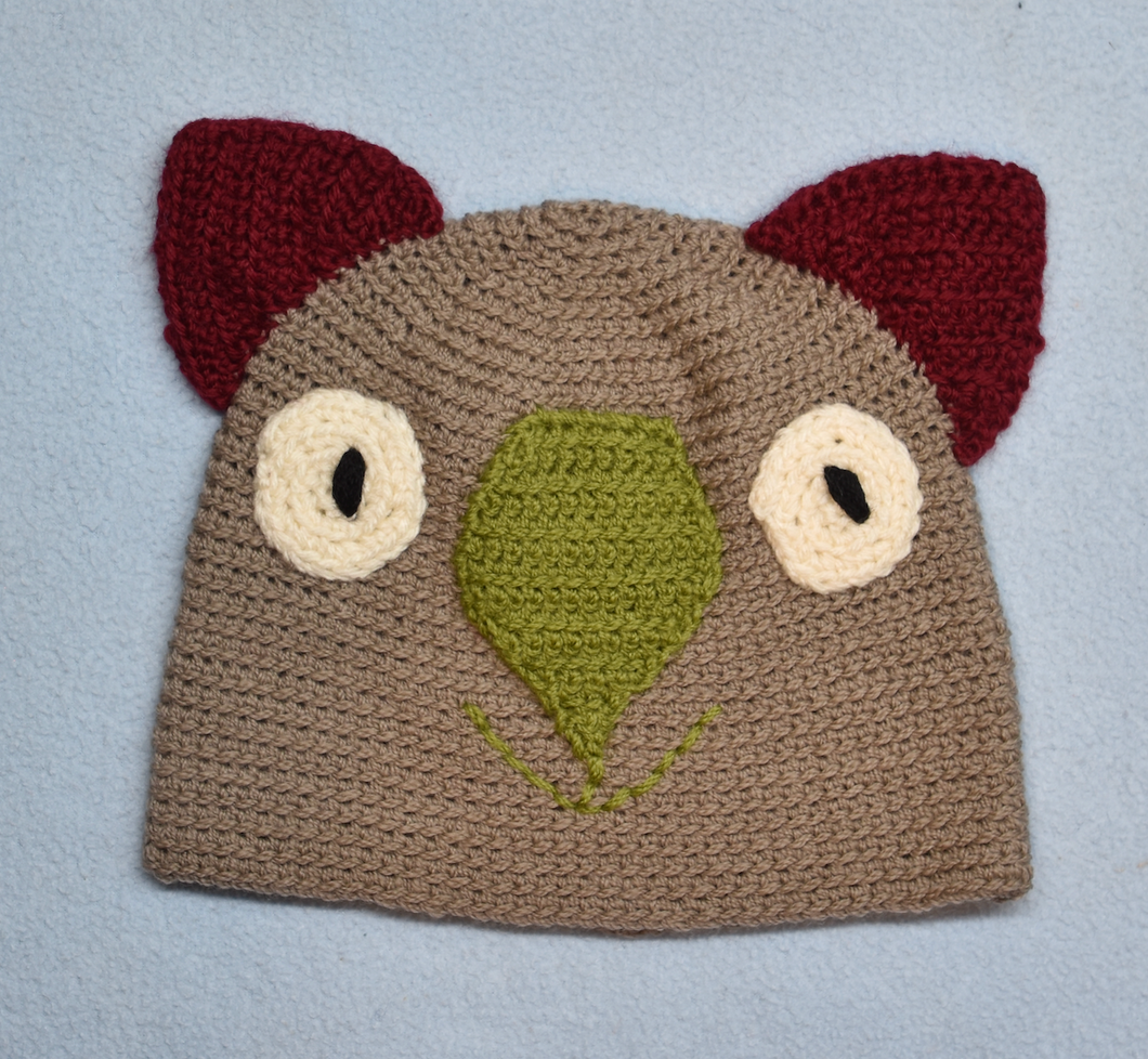 D. Wombat Beanie, hat 100% wool 5 - 11 yrs small: chocolate, sage plum ...