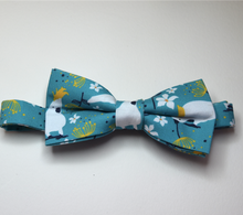 Load image into Gallery viewer, Cockatoo Bow Tie   By Rocklilywombats