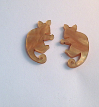 Load image into Gallery viewer, Dianna&#39;s Ringtail Possum Carmel Marble studs By Dianna