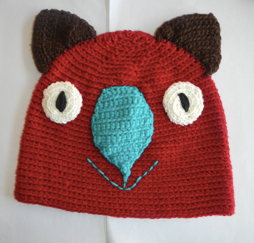 kM. Wombat Beanie, hat 100% wool  Small -Medium Adult: Rust brown teal