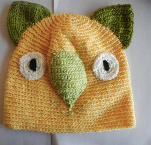 kM. Wombat Beanie, hat 100% wool  Small -Medium Adult:  Gold green lime