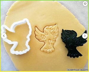 A Magpie cookie Cutter 3D printed Made in Australia.