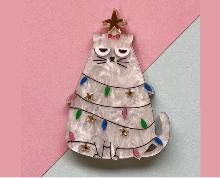 Christmas Grumpy Cat White marble Brooch  by Mox