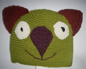 C 2 - 6. Drop bear, Wombat, Koala Hat 100% wool Child 2-6 yrs :  Green  brown